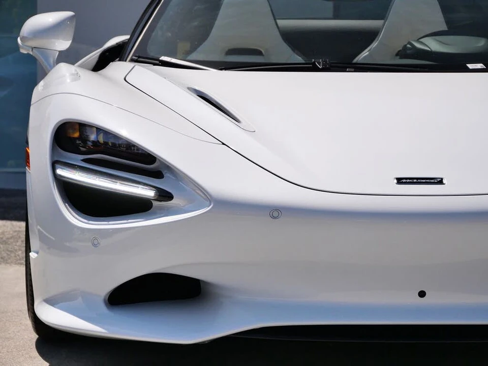 2027 McLaren 750S Spider - Image 6 of 25