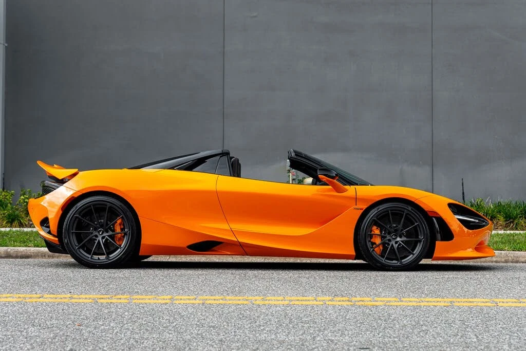 2027 McLaren 750S Spider - Image 7 of 31