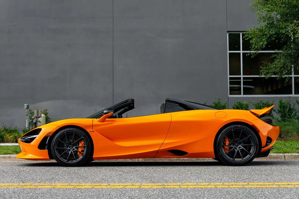 2027 McLaren 750S Spider - Image 22 of 31