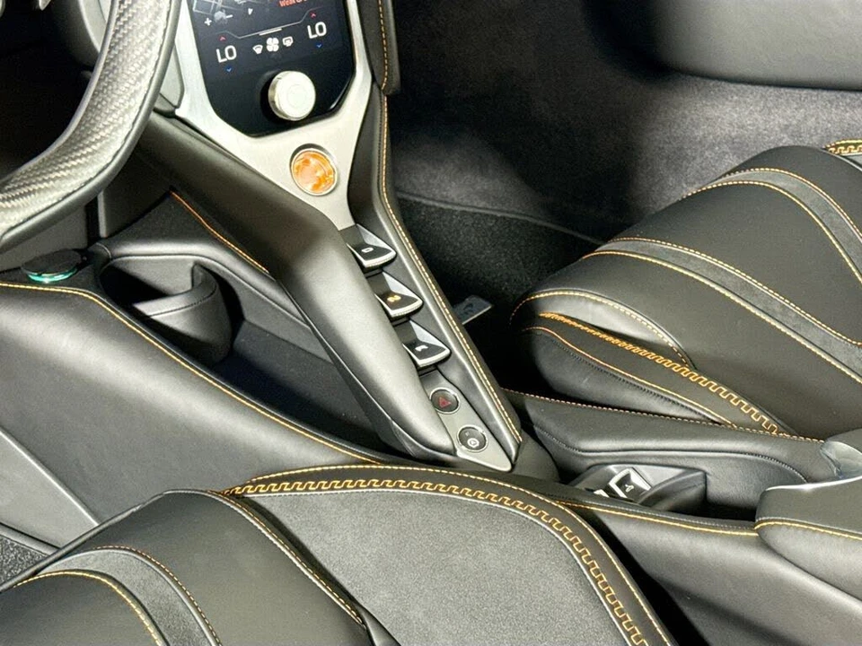 2027 McLaren 750S Spider - Image 13 of 30