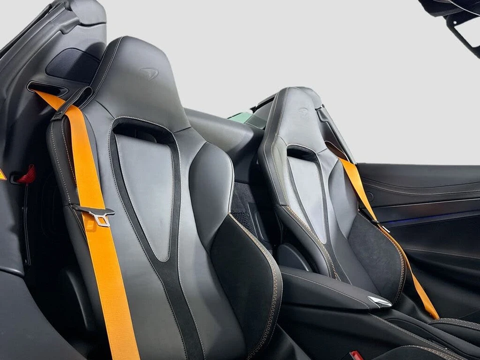 2027 McLaren 750S Spider - Image 16 of 30