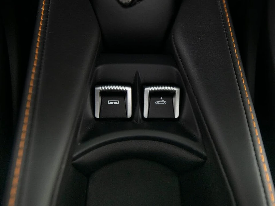 2027 McLaren 750S Spider - Image 22 of 31