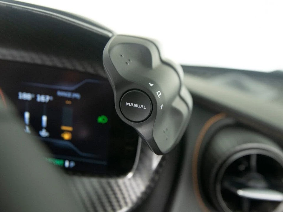 2027 McLaren 750S Spider - Image 24 of 31