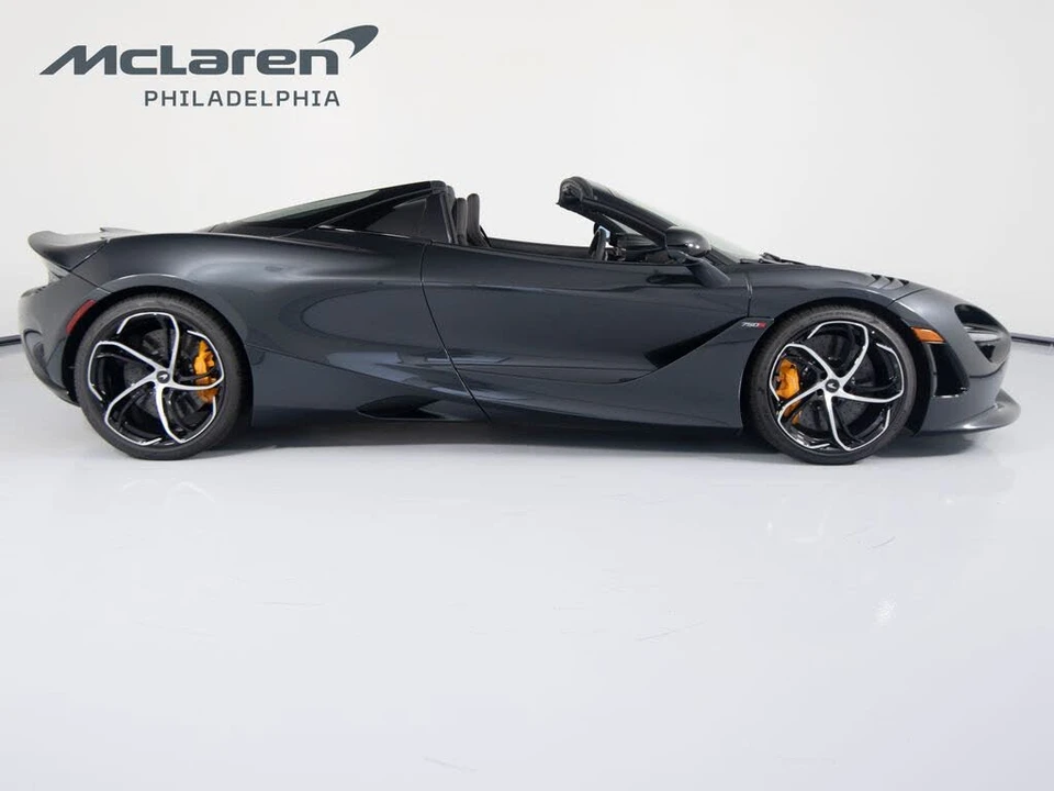2027 McLaren 750S Spider - Image 5 of 31