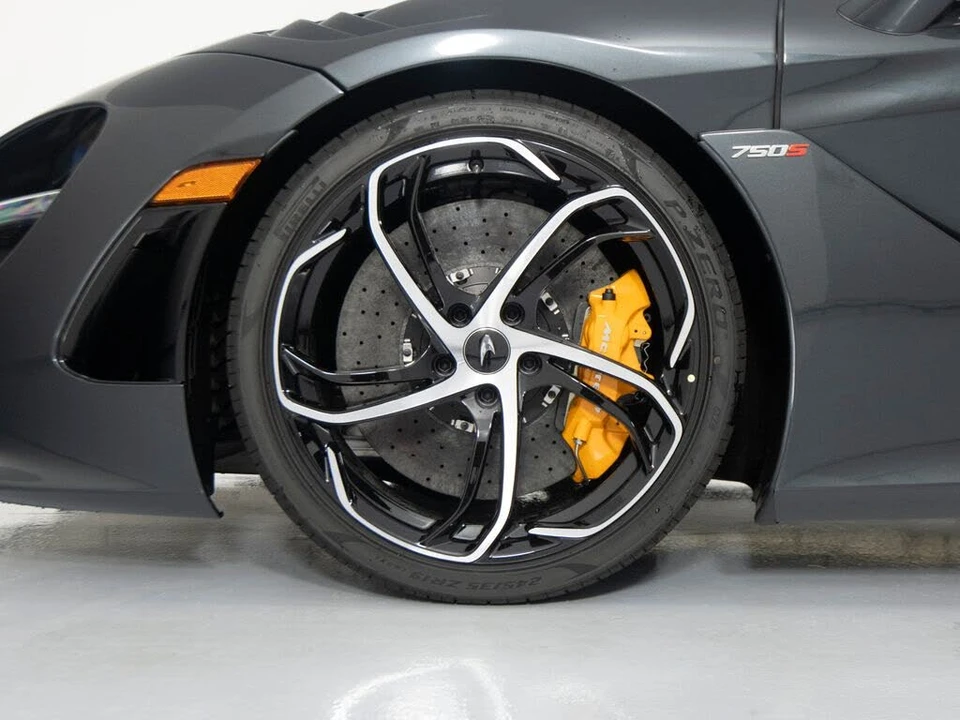 2027 McLaren 750S Spider - Image 10 of 31