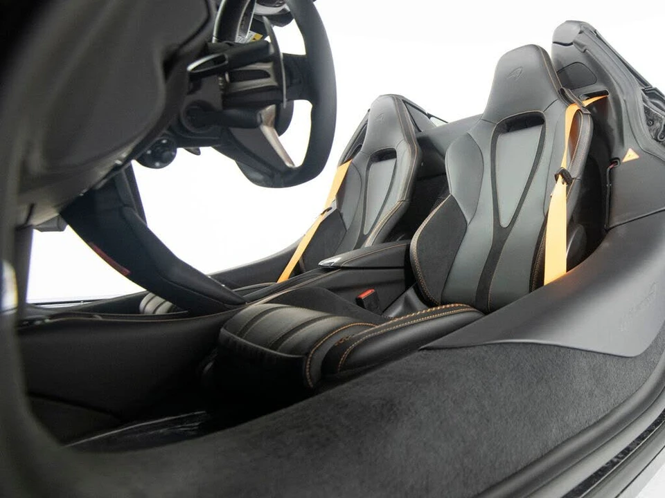 2027 McLaren 750S Spider - Image 31 of 31