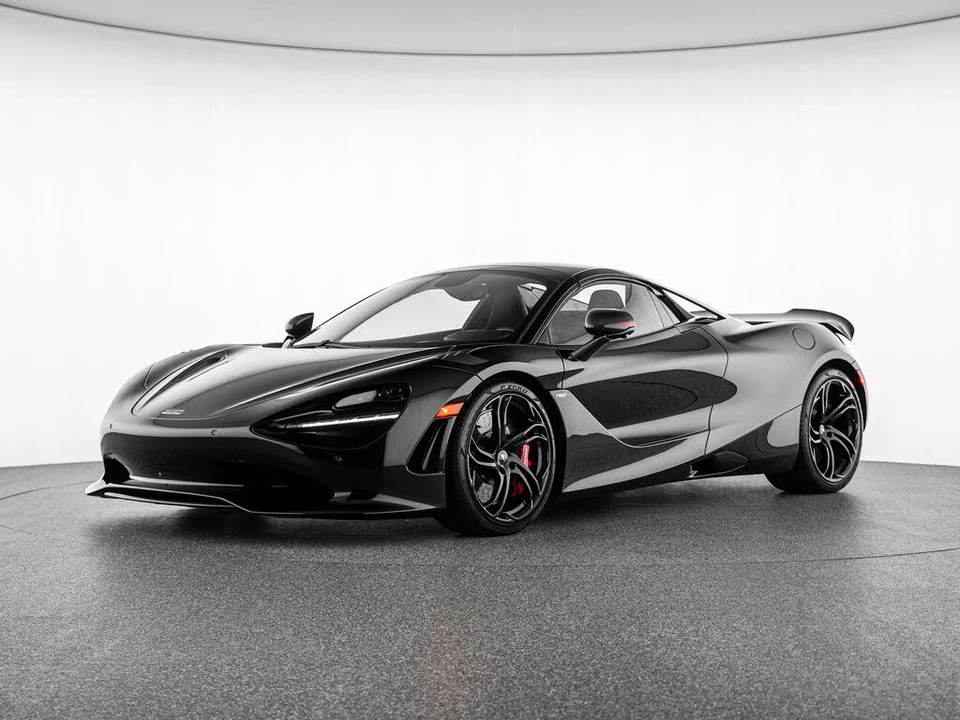 2027 McLaren 750S Spider - Image 16 of 31