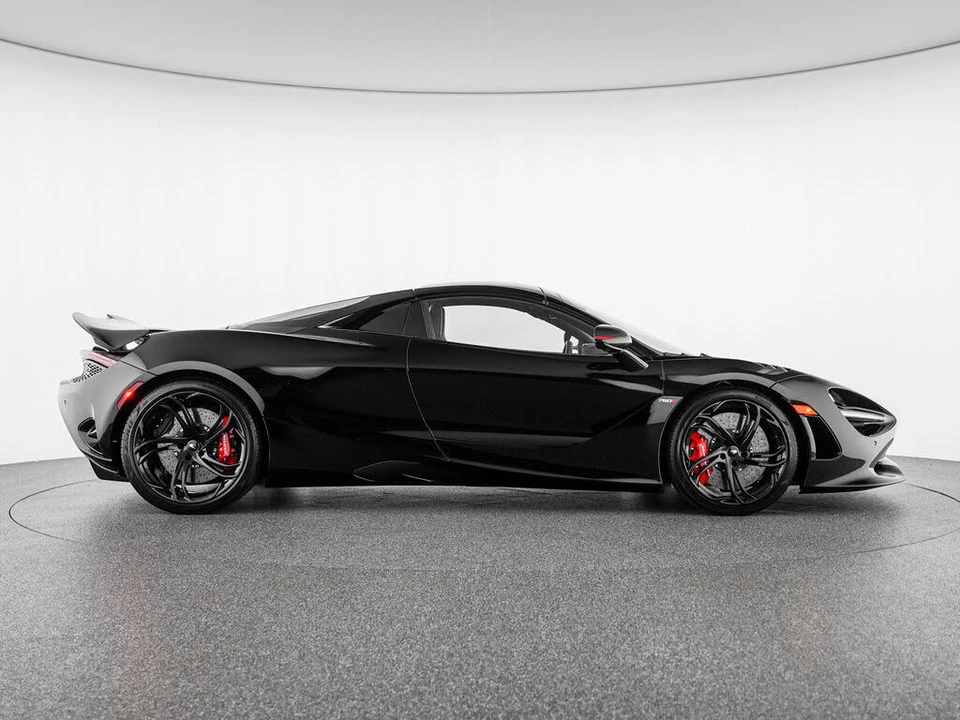 2027 McLaren 750S Spider - Image 19 of 31