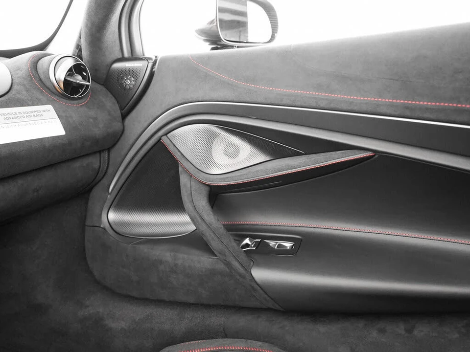 2027 McLaren 750S Spider - Image 11 of 31