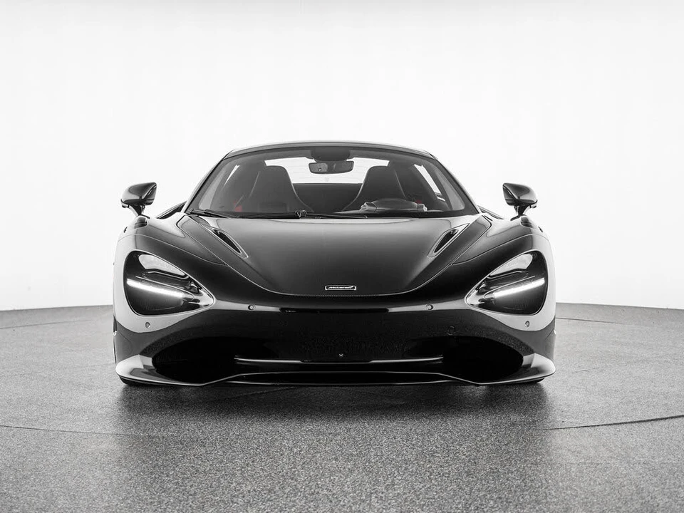 2027 McLaren 750S Spider - Image 5 of 31