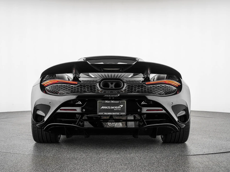 2027 McLaren 750S Spider - Image 3 of 31