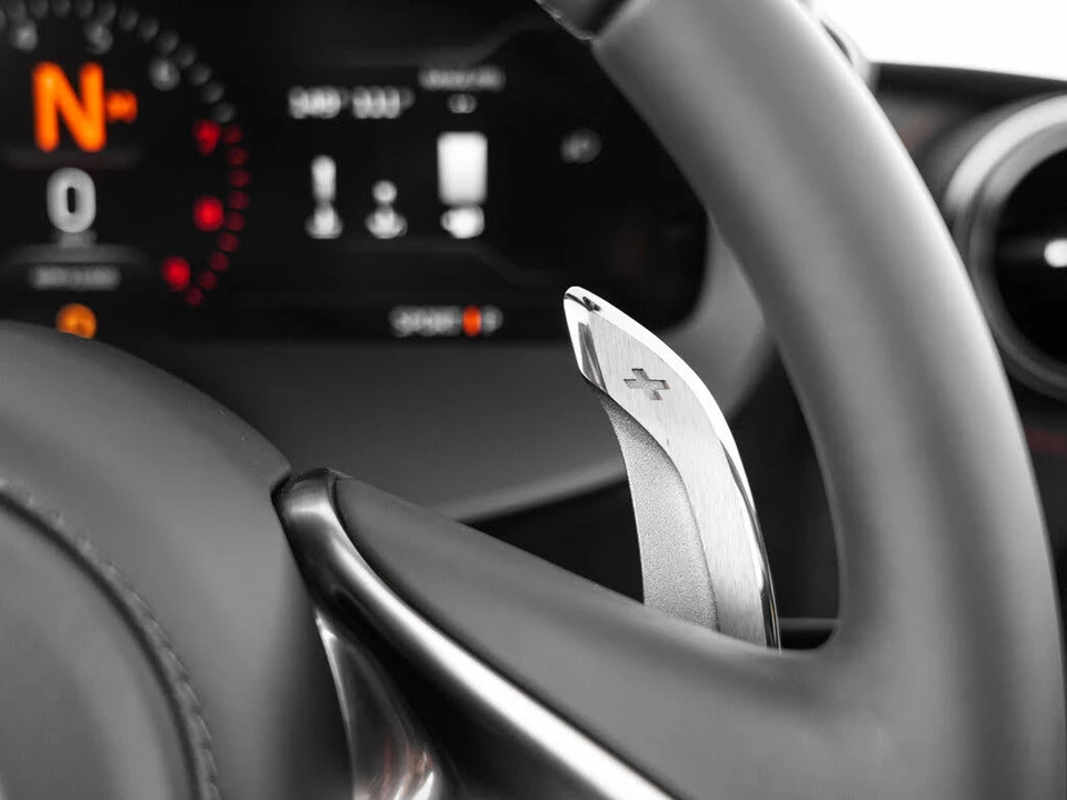 2027 McLaren 750S Spider - Image 10 of 31