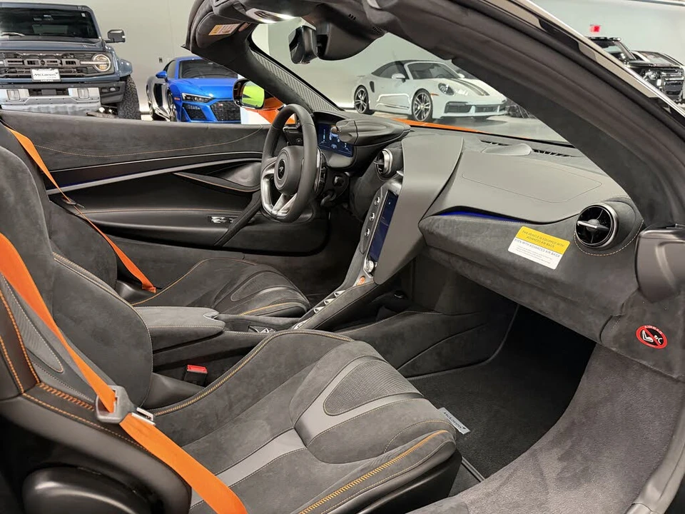 2027 McLaren 750S Spider - Image 21 of 23