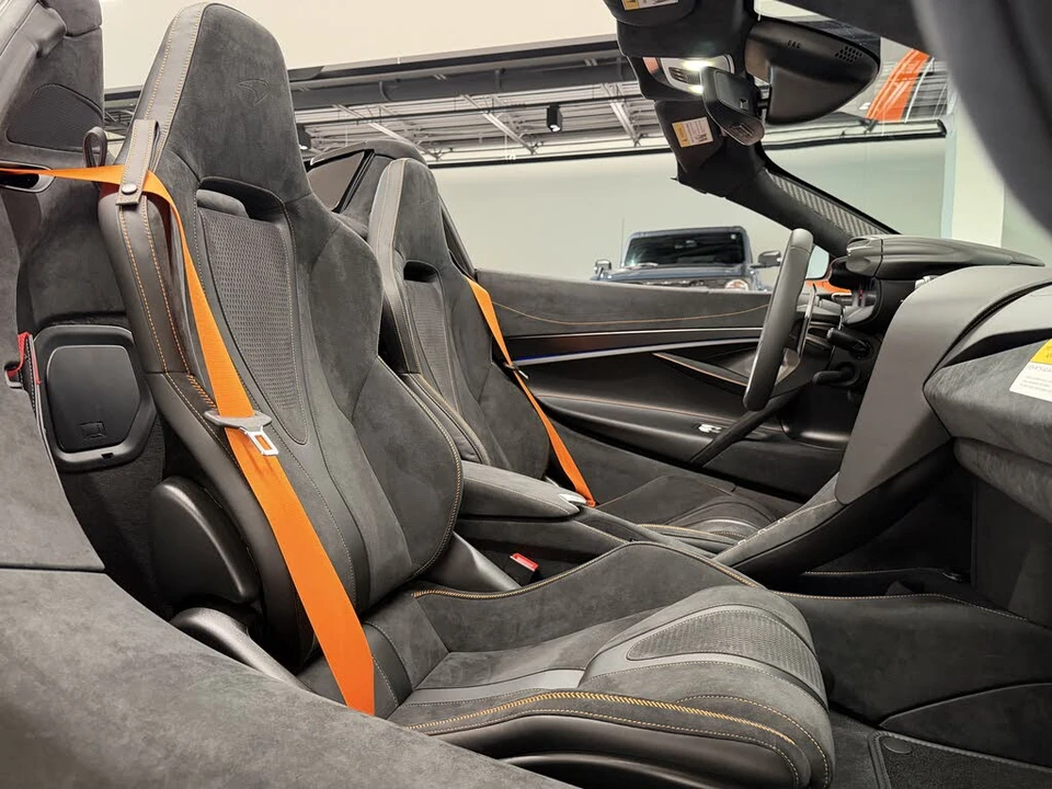 2027 McLaren 750S Spider - Image 22 of 23