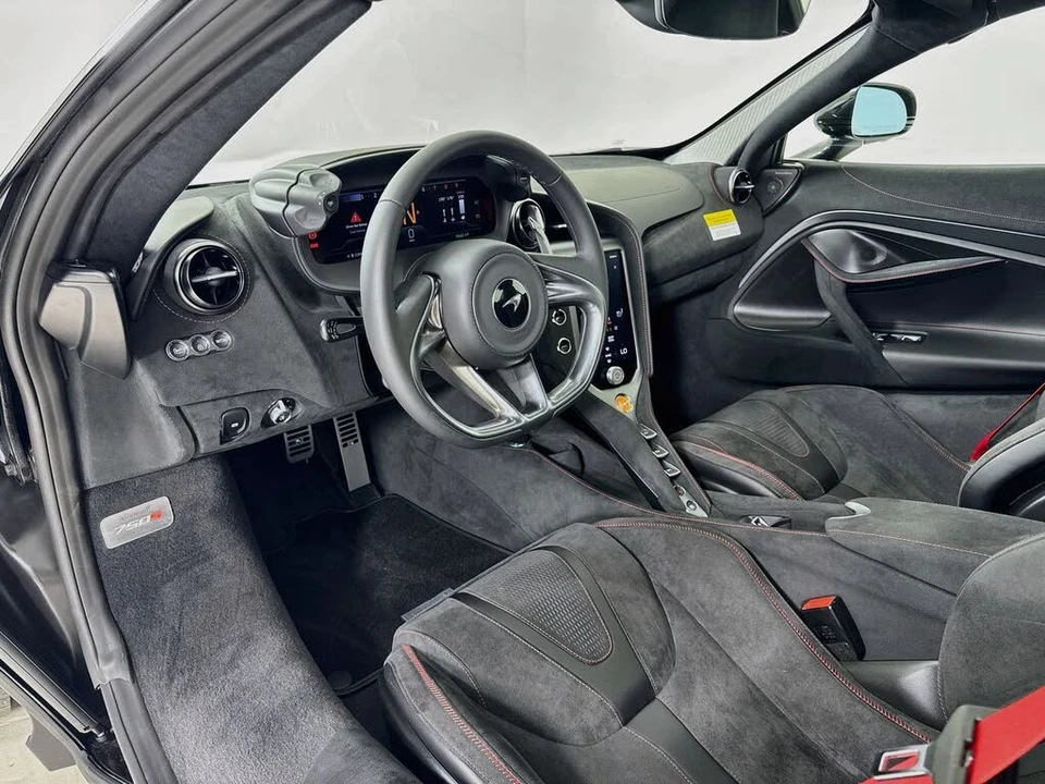 2027 McLaren 750S Spider - Image 9 of 22