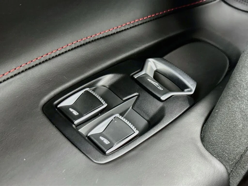 2027 McLaren 750S Spider - Image 15 of 22