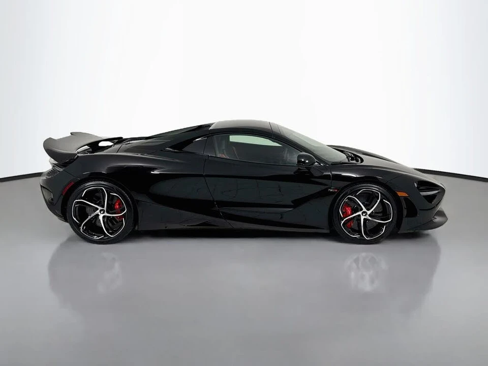 2027 McLaren 750S Spider - Image 7 of 22