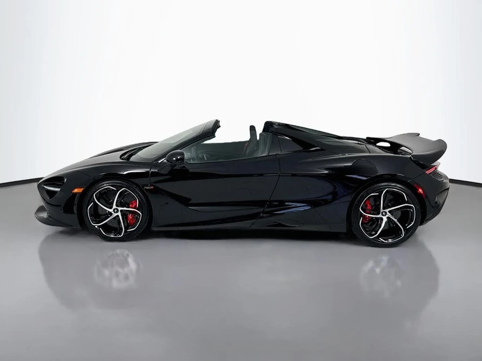 2027 McLaren 750S Spider - Image 4 of 22