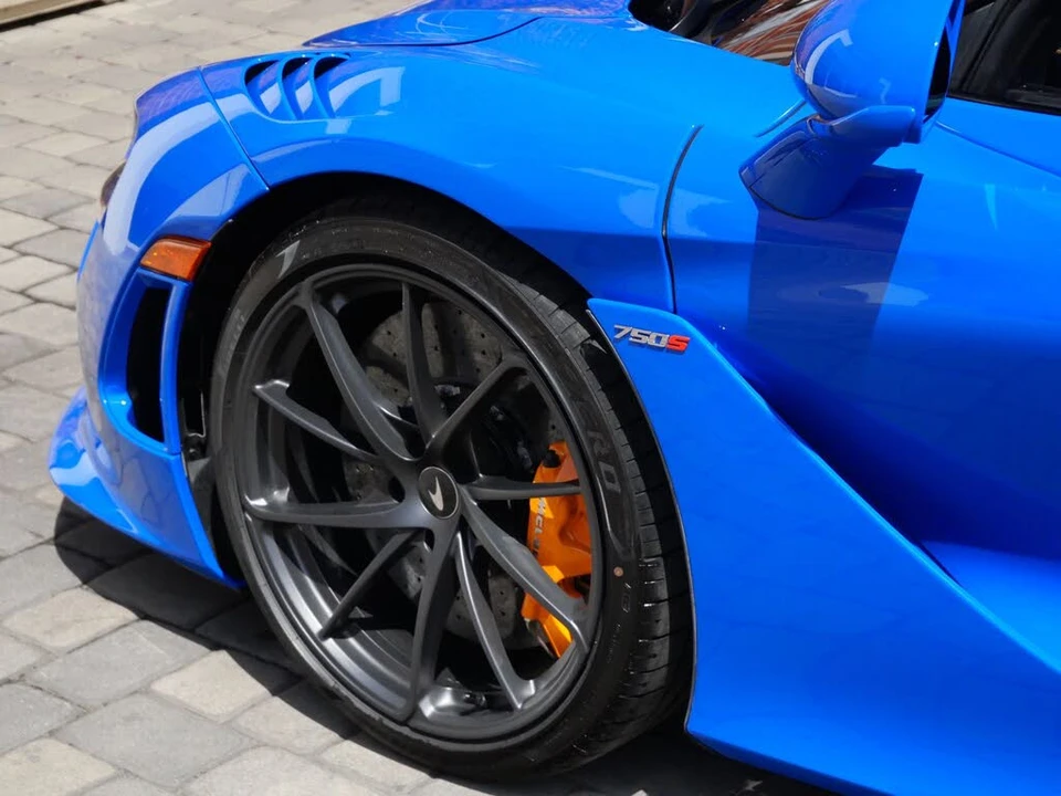 2027 McLaren 750S Spider - Image 12 of 28