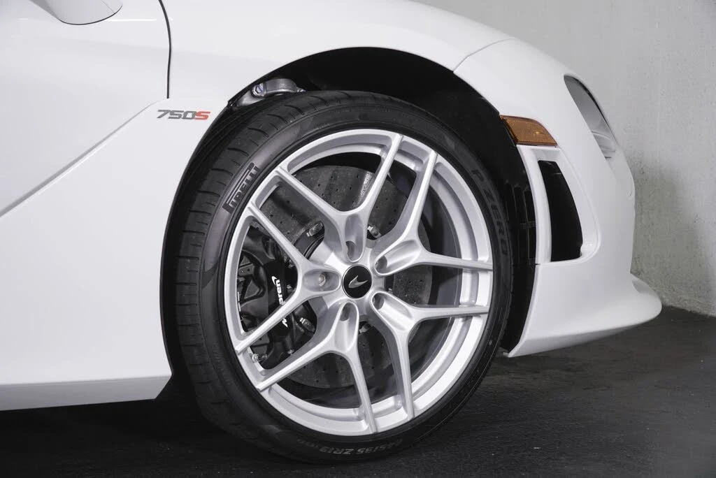 2027 McLaren 750S Spider - Image 9 of 31