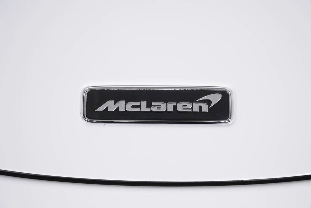 2027 McLaren 750S Spider - Image 16 of 31