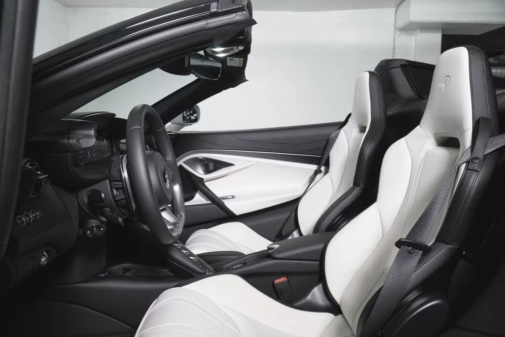 2027 McLaren 750S Spider - Image 20 of 31