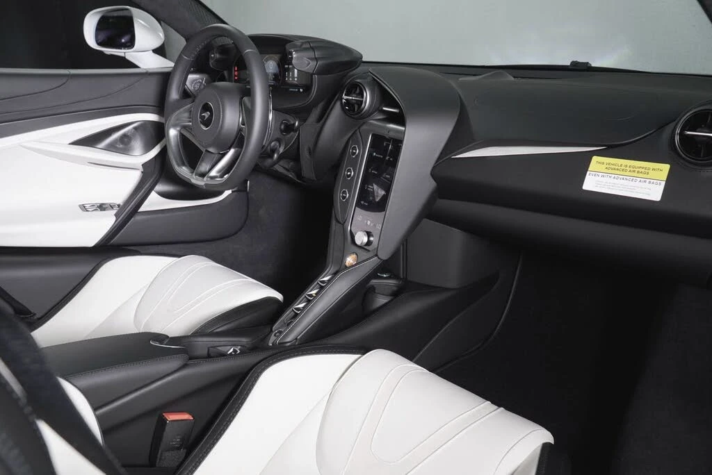 2027 McLaren 750S Spider - Image 21 of 31