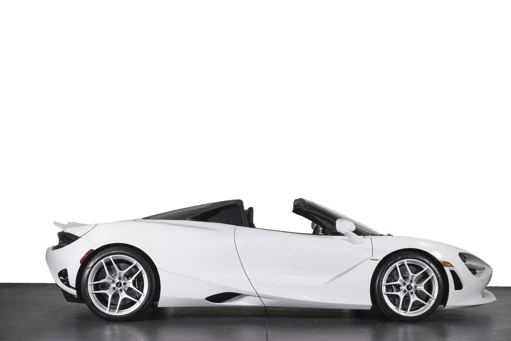 2027 McLaren 750S Spider - Image 17 of 31
