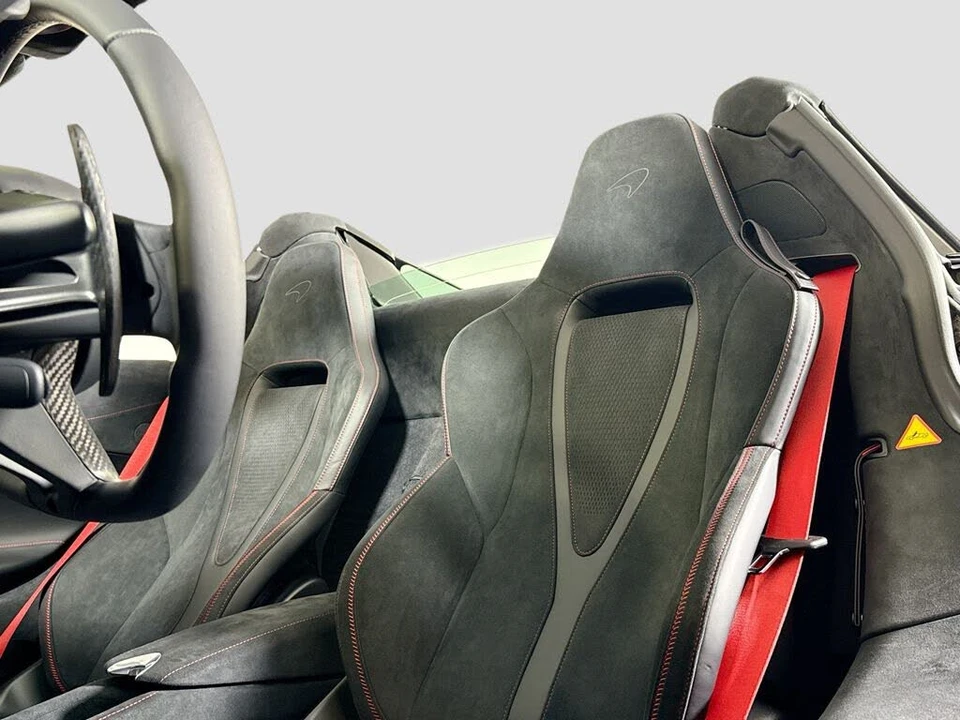 2027 McLaren 750S Spider - Image 20 of 29