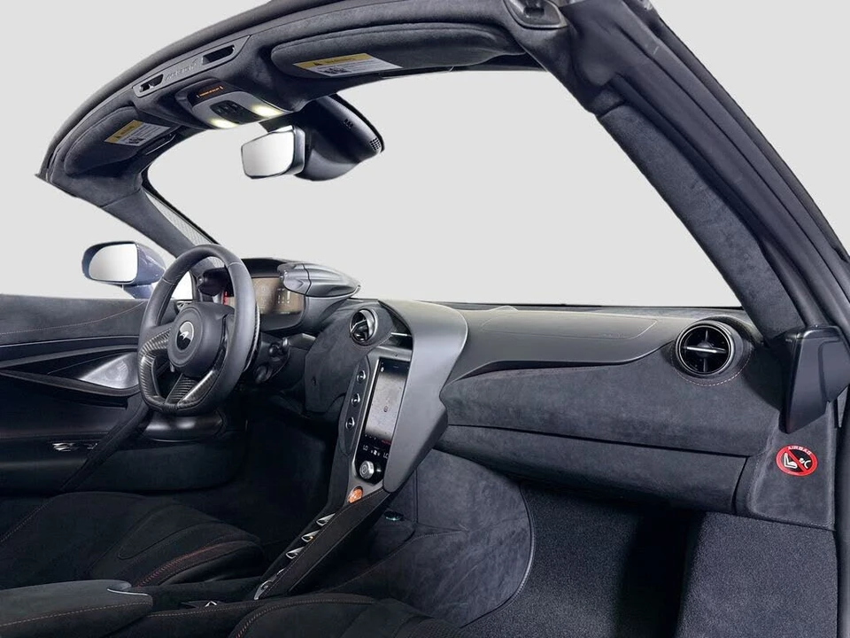 2027 McLaren 750S Spider - Image 24 of 29