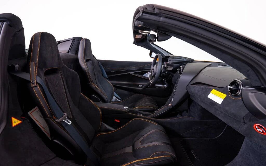 2027 McLaren 750S Spider - Image 24 of 26