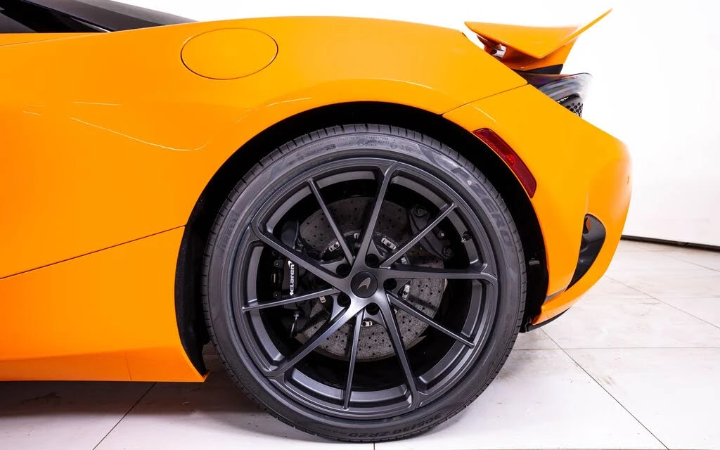 2027 McLaren 750S Spider - Image 18 of 26