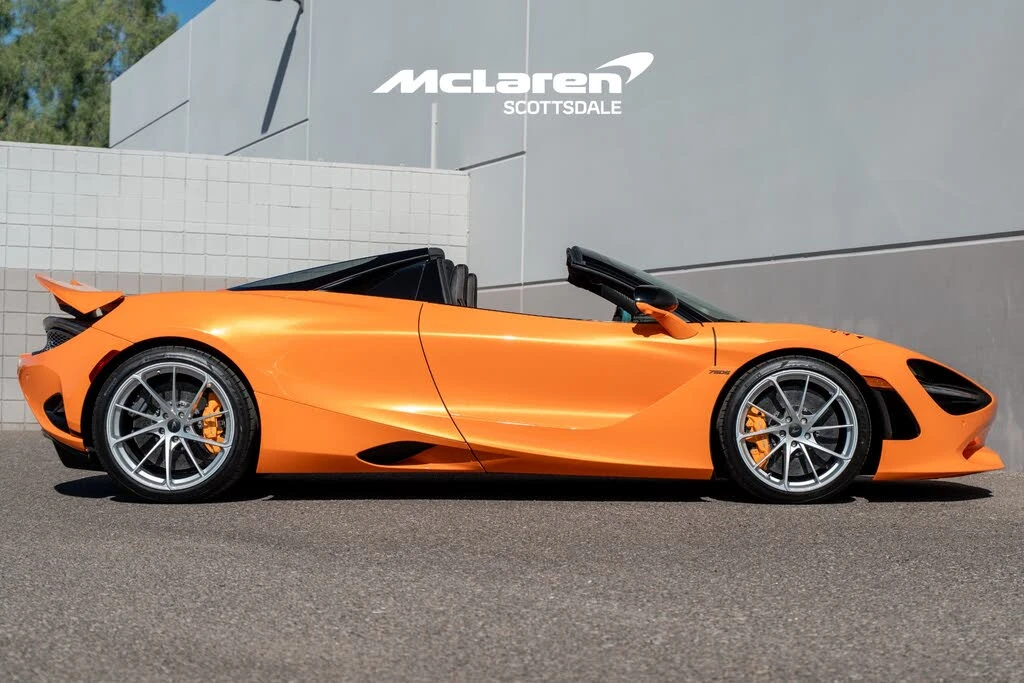 2027 McLaren 750S Spider - Image 8 of 31