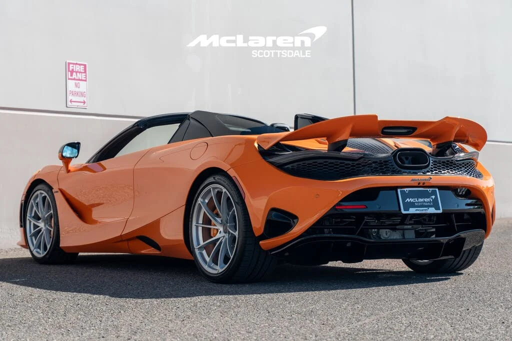 2027 McLaren 750S Spider - Image 5 of 31