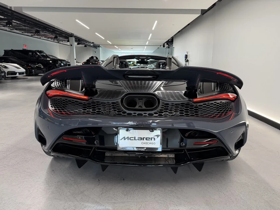 2027 McLaren 750S Spider - Image 6 of 19