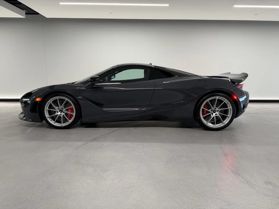 2027 McLaren 750S Spider - Image 3 of 19