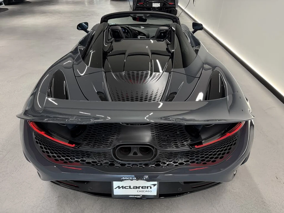 2027 McLaren 750S Spider - Image 8 of 19