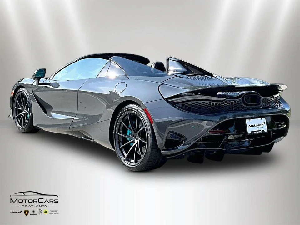 2027 McLaren 750S Spider - Image 3 of 14