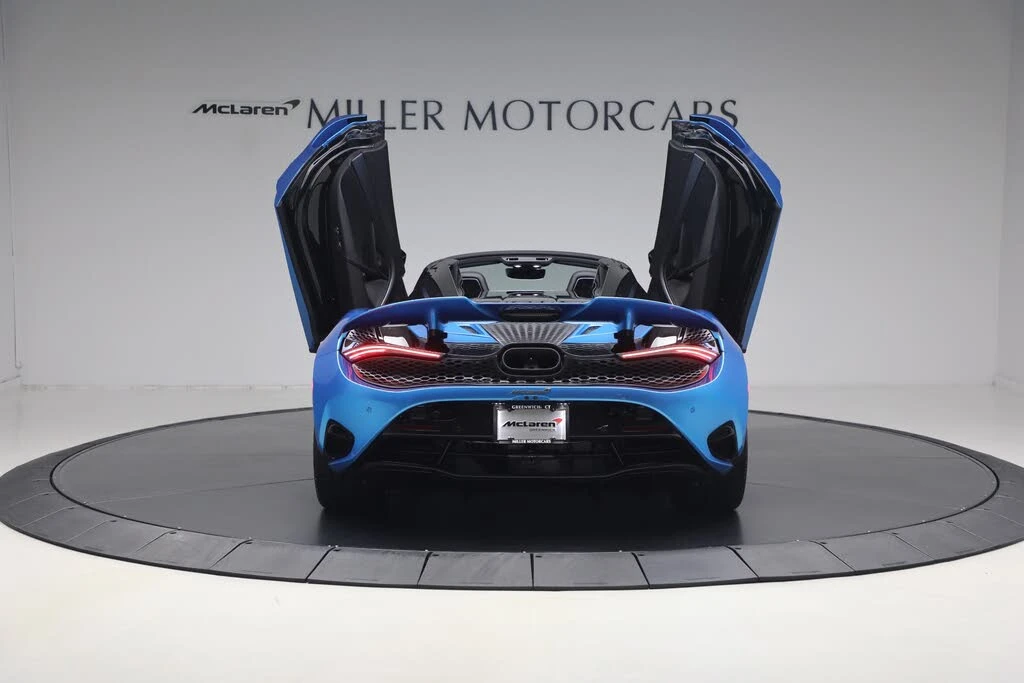 2027 McLaren 750S Spider - Image 17 of 31