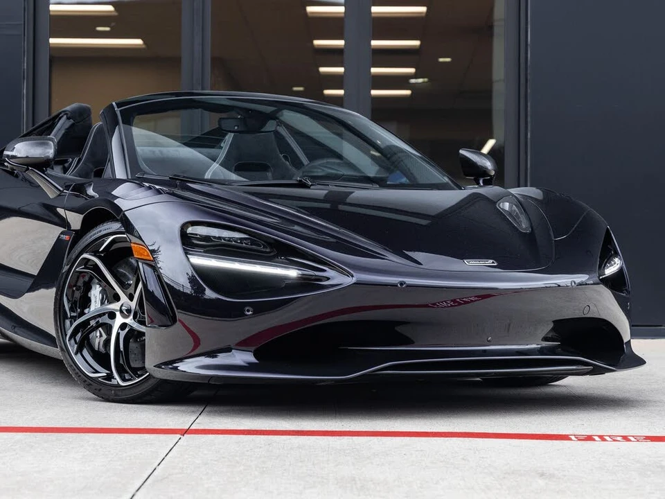 2027 McLaren 750S Spider - Image 6 of 31