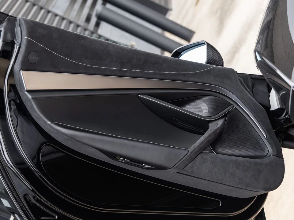 2027 McLaren 750S Spider - Image 26 of 31
