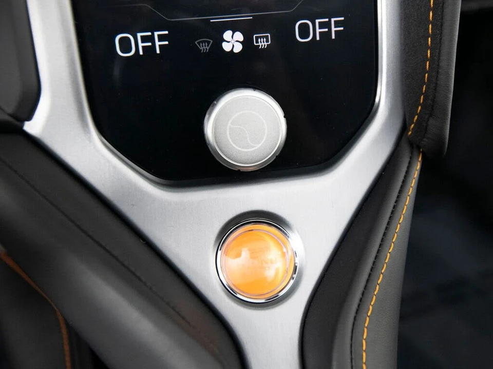 2027 McLaren 750S Spider - Image 26 of 31