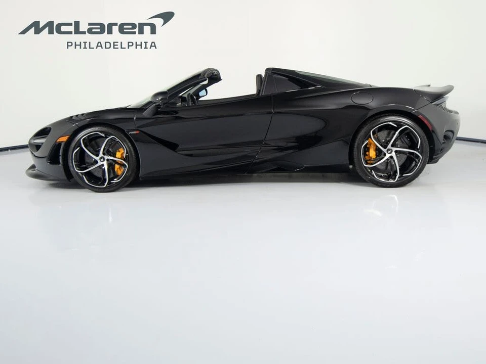 2027 McLaren 750S Spider - Image 8 of 31