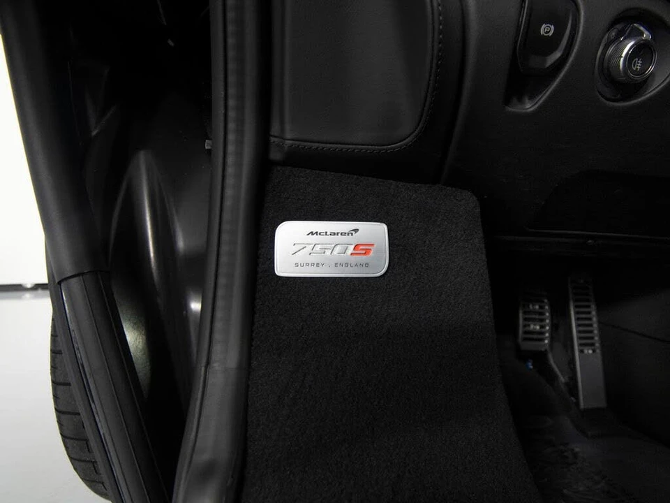 2027 McLaren 750S Spider - Image 15 of 31