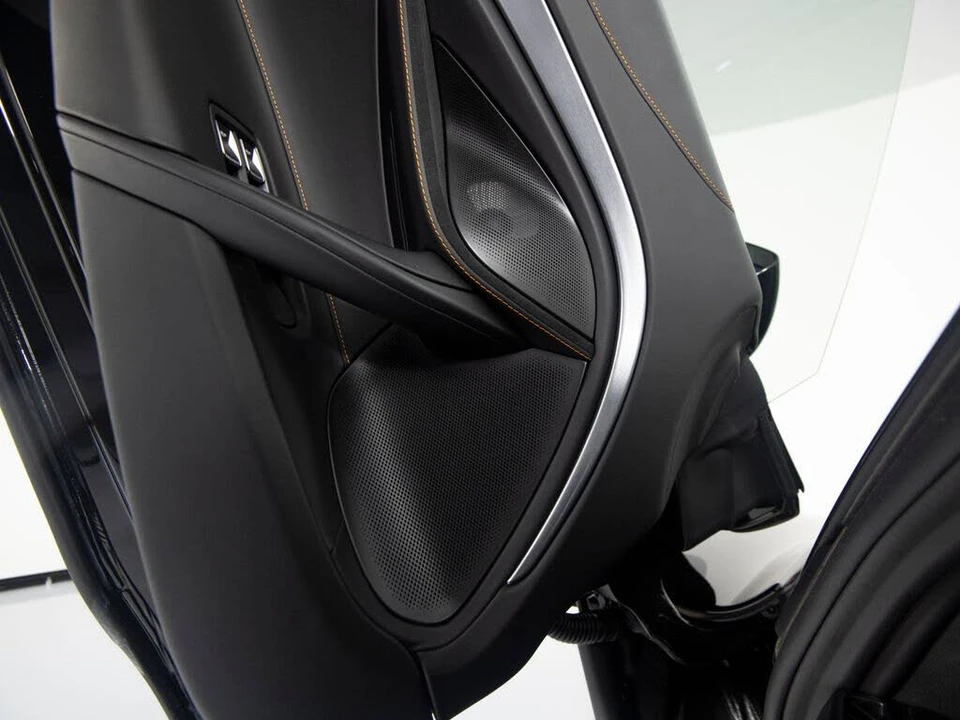 2027 McLaren 750S Spider - Image 13 of 31