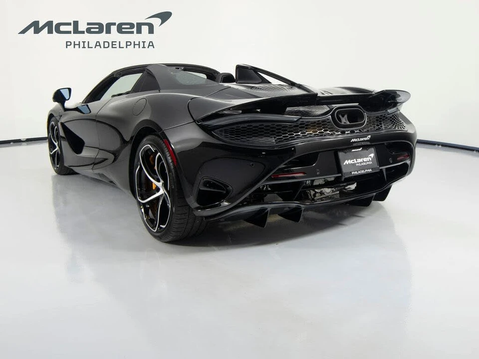 2027 McLaren 750S Spider - Image 9 of 31