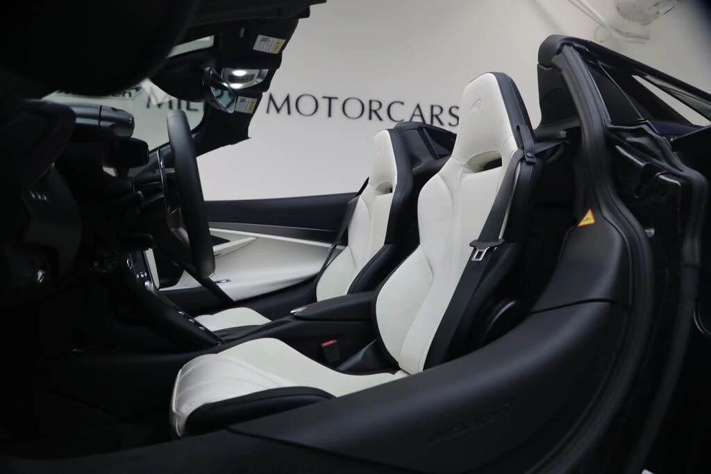 2027 McLaren 750S Spider - Image 28 of 31