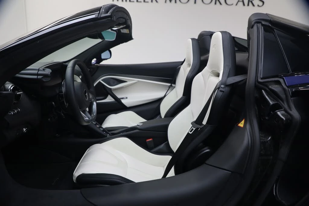 2027 McLaren 750S Spider - Image 29 of 31