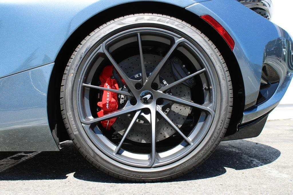 2027 McLaren 750S Spider - Image 28 of 31