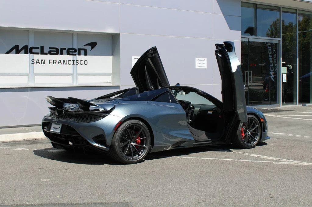 2027 McLaren 750S Spider - Image 2 of 31